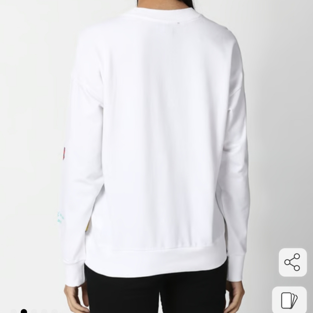 Valentines Day Hearts Graphic White Sweatshirt pullover size Medium - Picture 3 of 14